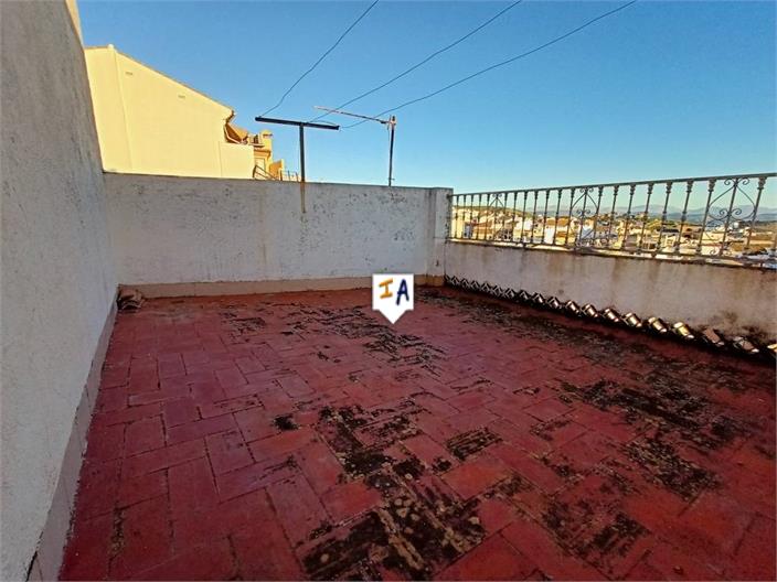 Image No.7-5 Bed House for sale