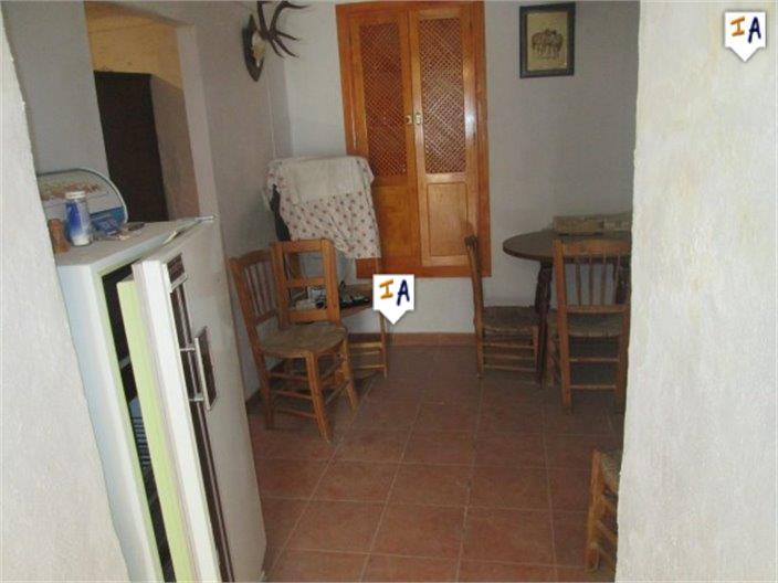 Image No.7-3 Bed House for sale