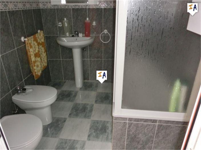 Image No.15-4 Bed House for sale