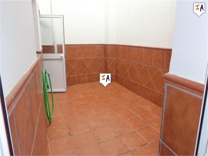 Image No.4-4 Bed House for sale