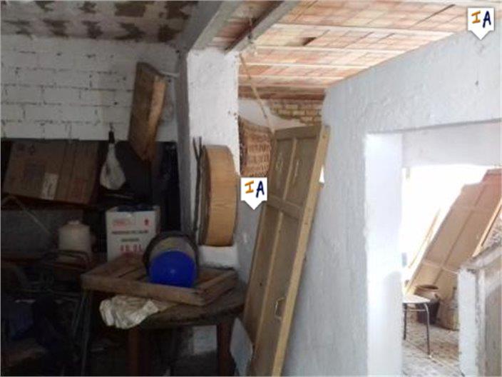 Image No.16-3 Bed House for sale