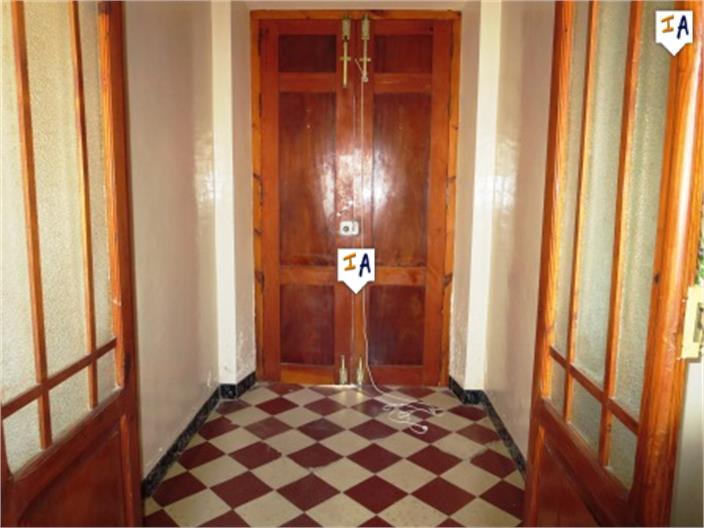 Image No.13-4 Bed House for sale