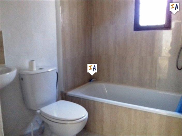 Image No.11-2 Bed House for sale