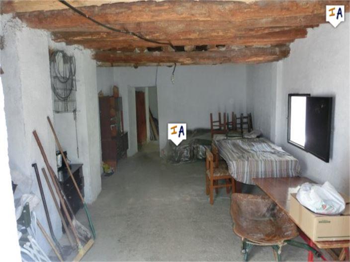 Image No.15-2 Bed Farmhouse for sale