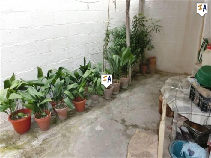 Image No.15-3 Bed House for sale