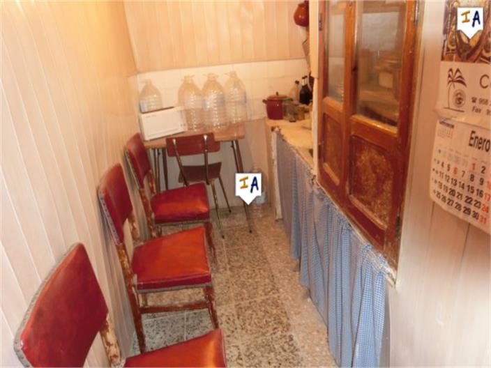 Image No.6-3 Bed House for sale