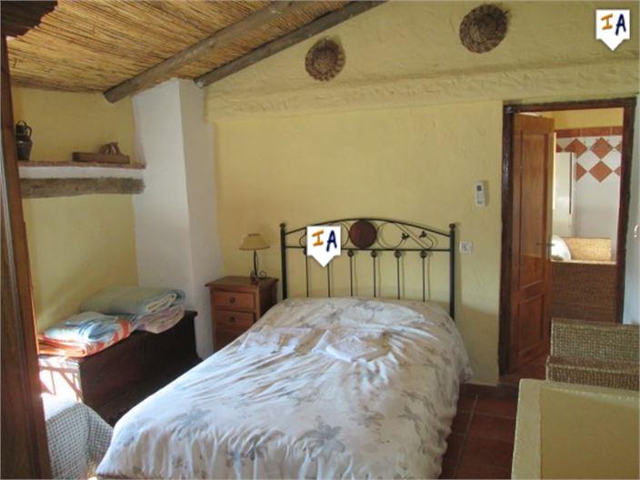 Image No.11-4 Bed House for sale