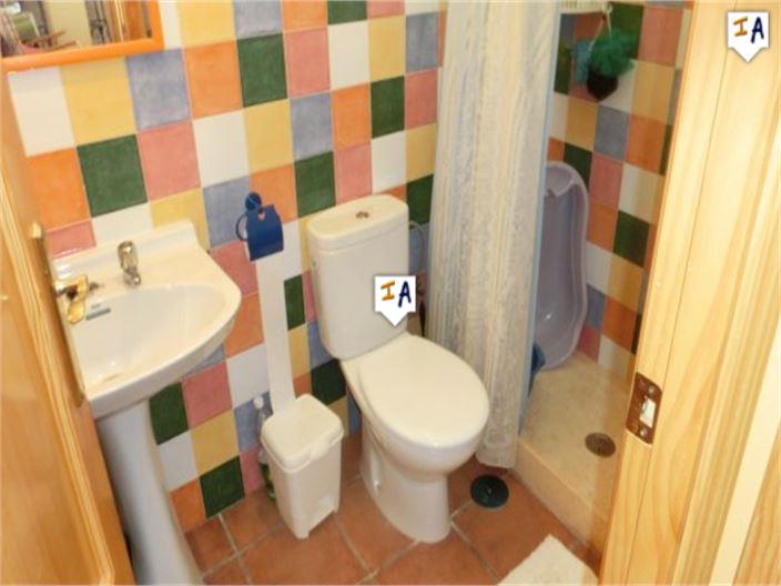 Image No.12-4 Bed House for sale