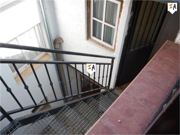 Image No.14-4 Bed House for sale