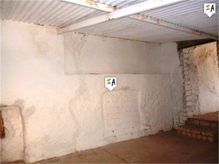 Image No.12-3 Bed Farmhouse for sale