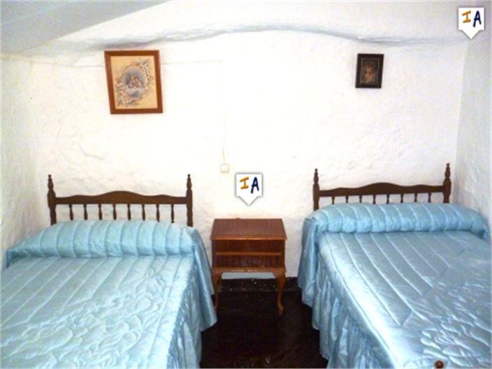 Image No.9-3 Bed Farmhouse for sale