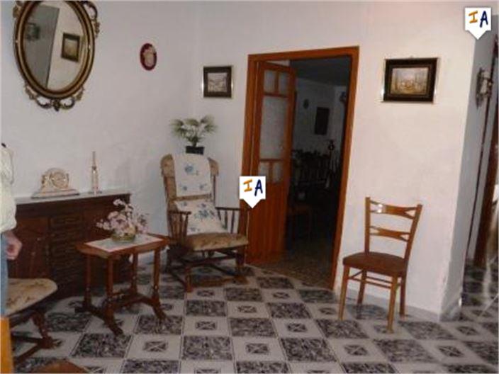 Image No.7-6 Bed House for sale