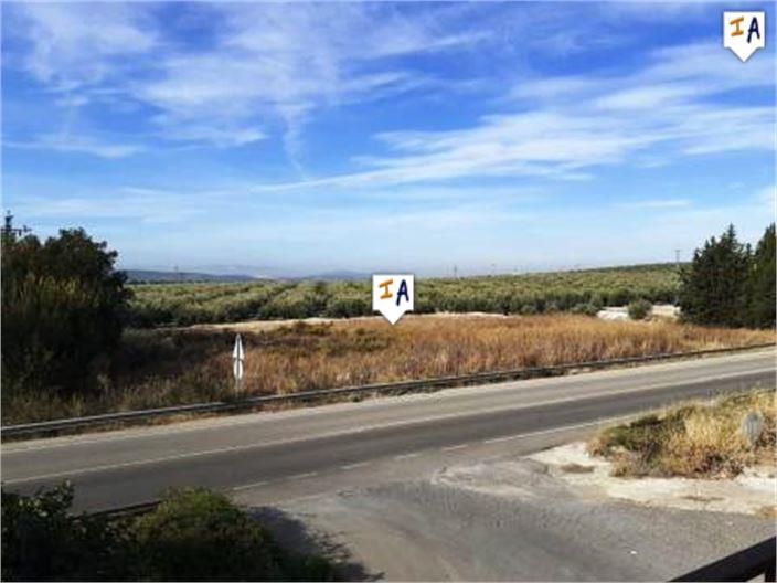 Image No.11-5 Bed Commercial for sale