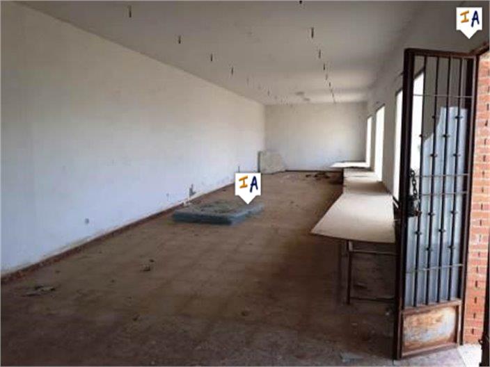 Image No.17-5 Bed Commercial for sale