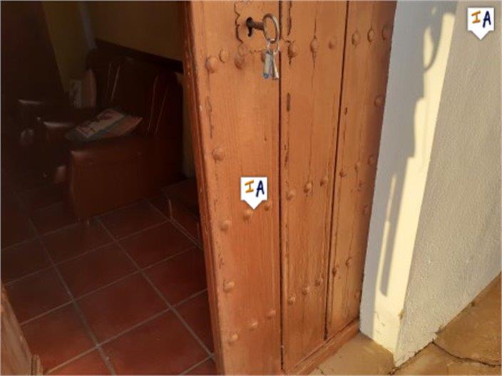 Image No.6-9 Bed Farmhouse for sale