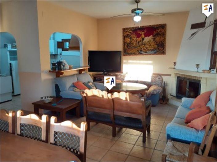 Image No.7-9 Bed Farmhouse for sale