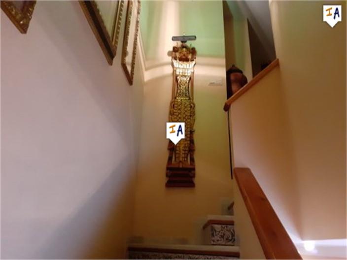 Image No.12-4 Bed House for sale