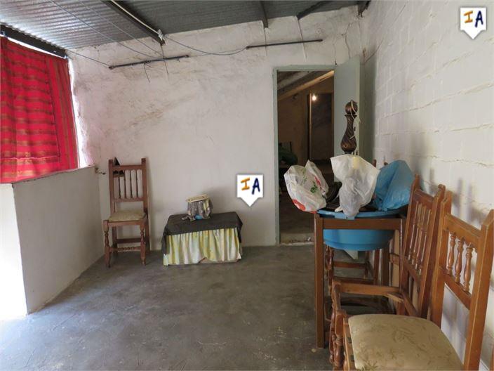 Image No.13-3 Bed House for sale