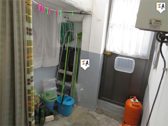 Image No.16-3 Bed House for sale