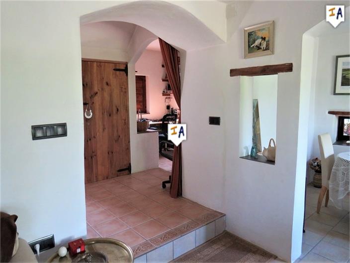 Image No.13-4 Bed Farmhouse for sale