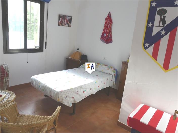 Image No.14-9 Bed House for sale