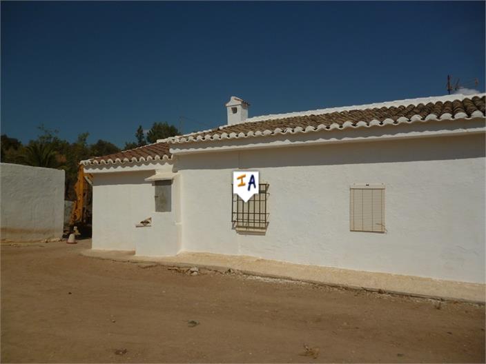 Image No.7-4 Bed Farmhouse for sale