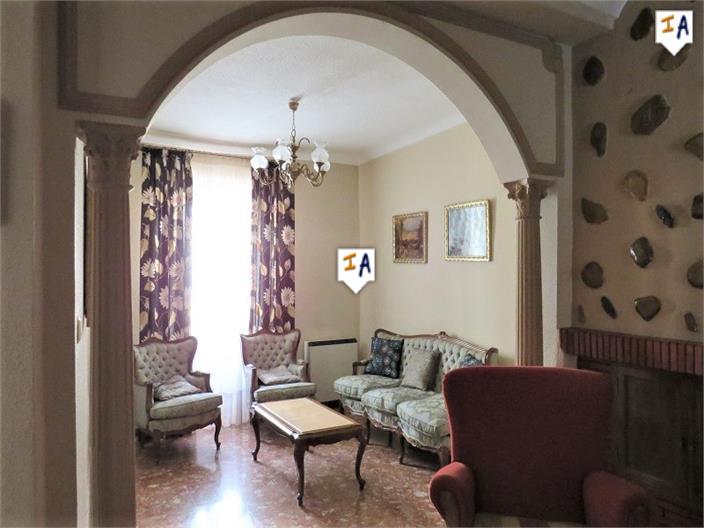 Image No.6-4 Bed House for sale