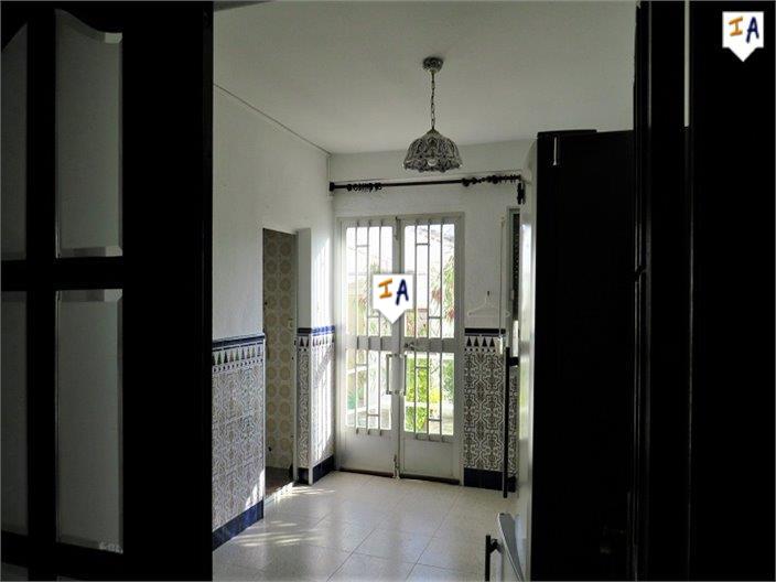 Image No.7-4 Bed House for sale