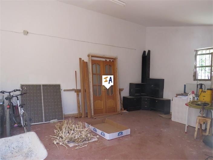 Image No.15-4 Bed House for sale