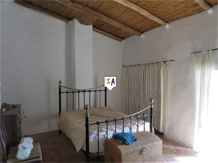 Image No.17-3 Bed Farmhouse for sale