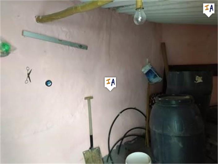 Image No.14-3 Bed House for sale