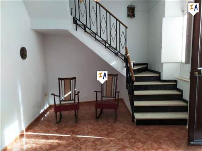 Image No.3-3 Bed House for sale