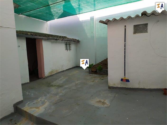 Image No.9-3 Bed House for sale