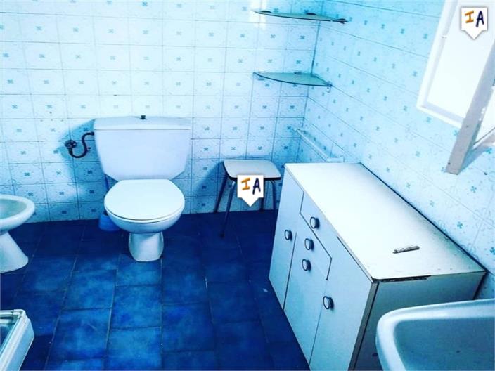 Image No.10-5 Bed House for sale