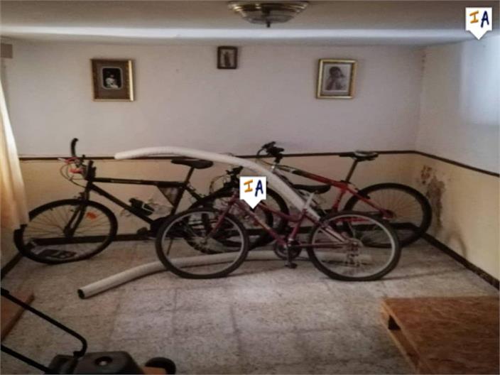 Image No.13-5 Bed House for sale