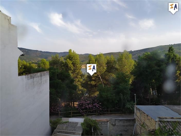 Image No.3-3 Bed House for sale