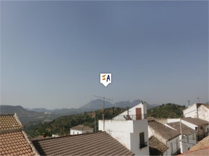 Image No.11-2 Bed House for sale