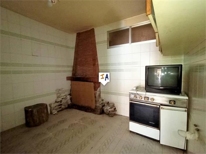 Image No.14-4 Bed House for sale