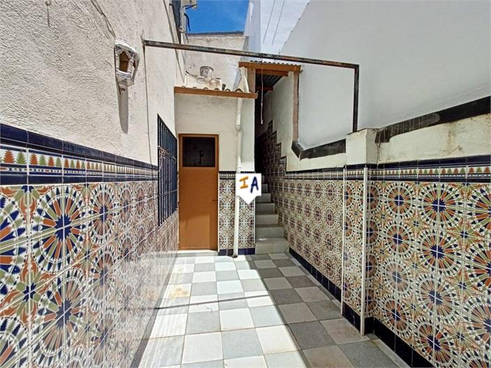 Image No.4-4 Bed House for sale