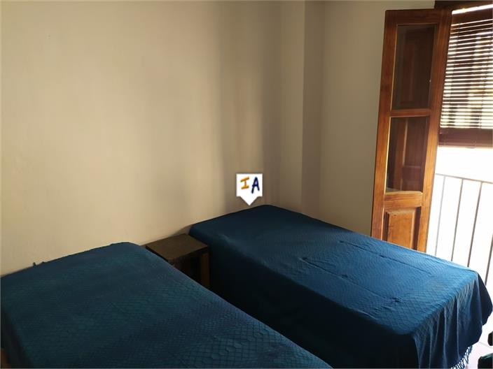 Image No.14-4 Bed House for sale