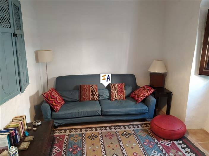 Image No.7-4 Bed House for sale