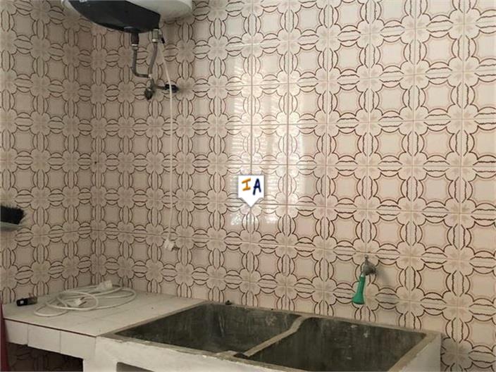 Image No.12-3 Bed Farmhouse for sale