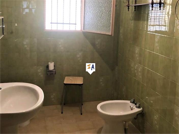 Image No.5-3 Bed Farmhouse for sale