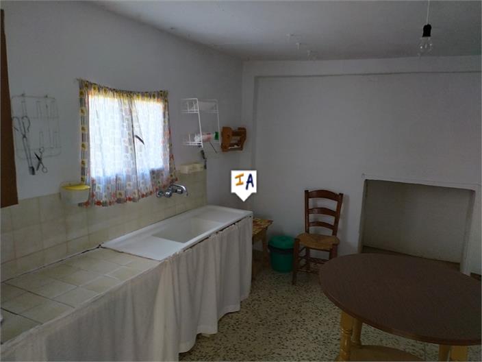 Image No.4-6 Bed Farmhouse for sale