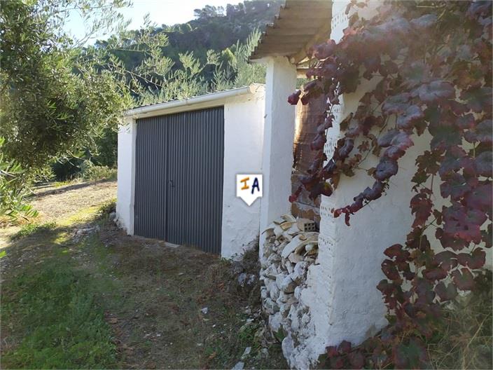 Image No.8-6 Bed Farmhouse for sale