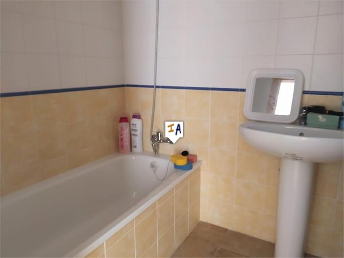 Image No.6-1 Bed Property for sale