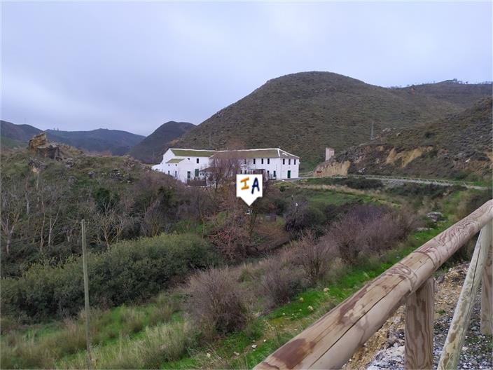 Image No.16-3 Bed Farmhouse for sale