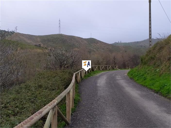 Image No.17-3 Bed Farmhouse for sale