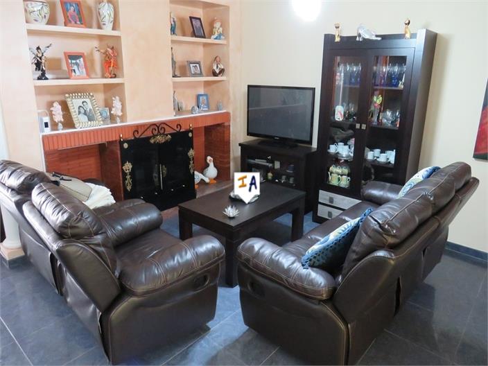 Image No.5-5 Bed House for sale