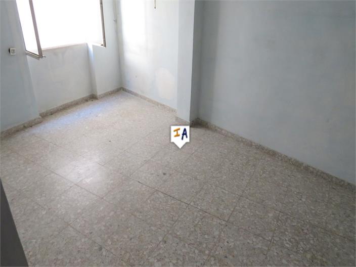 Image No.16-5 Bed House for sale